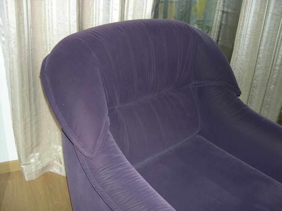 Conjunto de 2 sofás individuais de braços