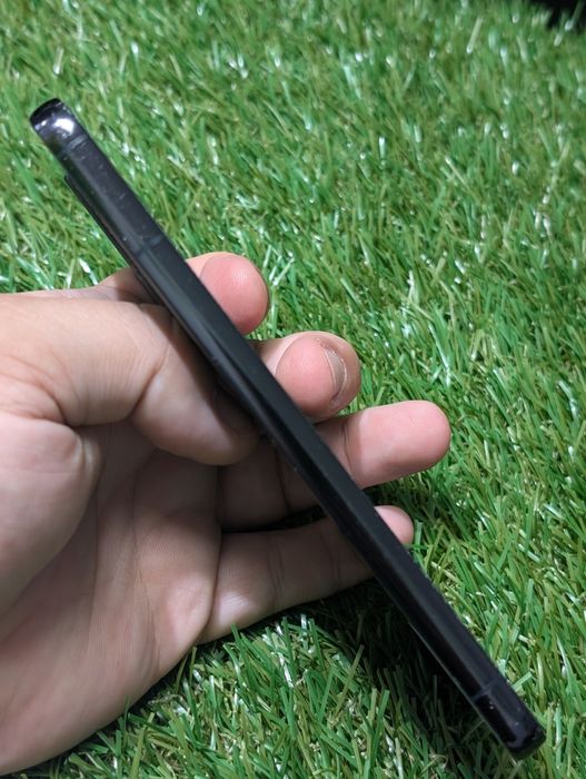 Уцінка Samsung galaxy S22 Plus (18693) 128GB Phantom ВІack Neverlock