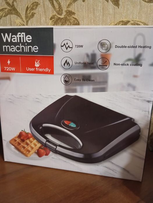 Продам вафельницю