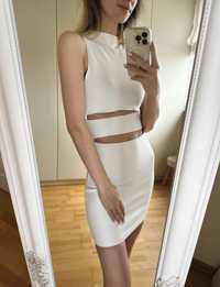 Krótka biała sukienka mini z wycięciami Zara