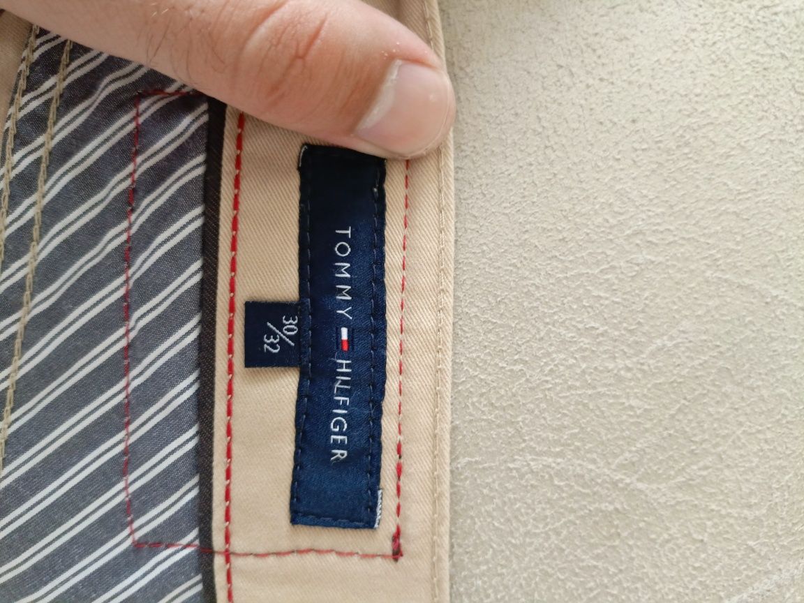 NOWE z metką! Oryginalne spodnie Chinos Tommy Hilfiger - beżowe (W30 L