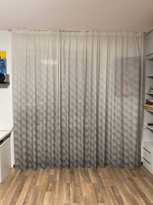 Штори, сірі штори, штори на гачках, фіранки, штори з візерунком