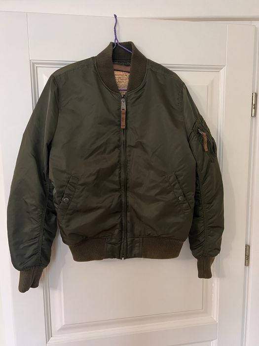Бомбер alpha industries MA1