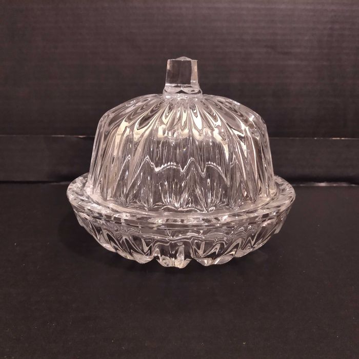 Bomboniera maselniczka szkło prasowane Ząbkowice PRL nieużywane