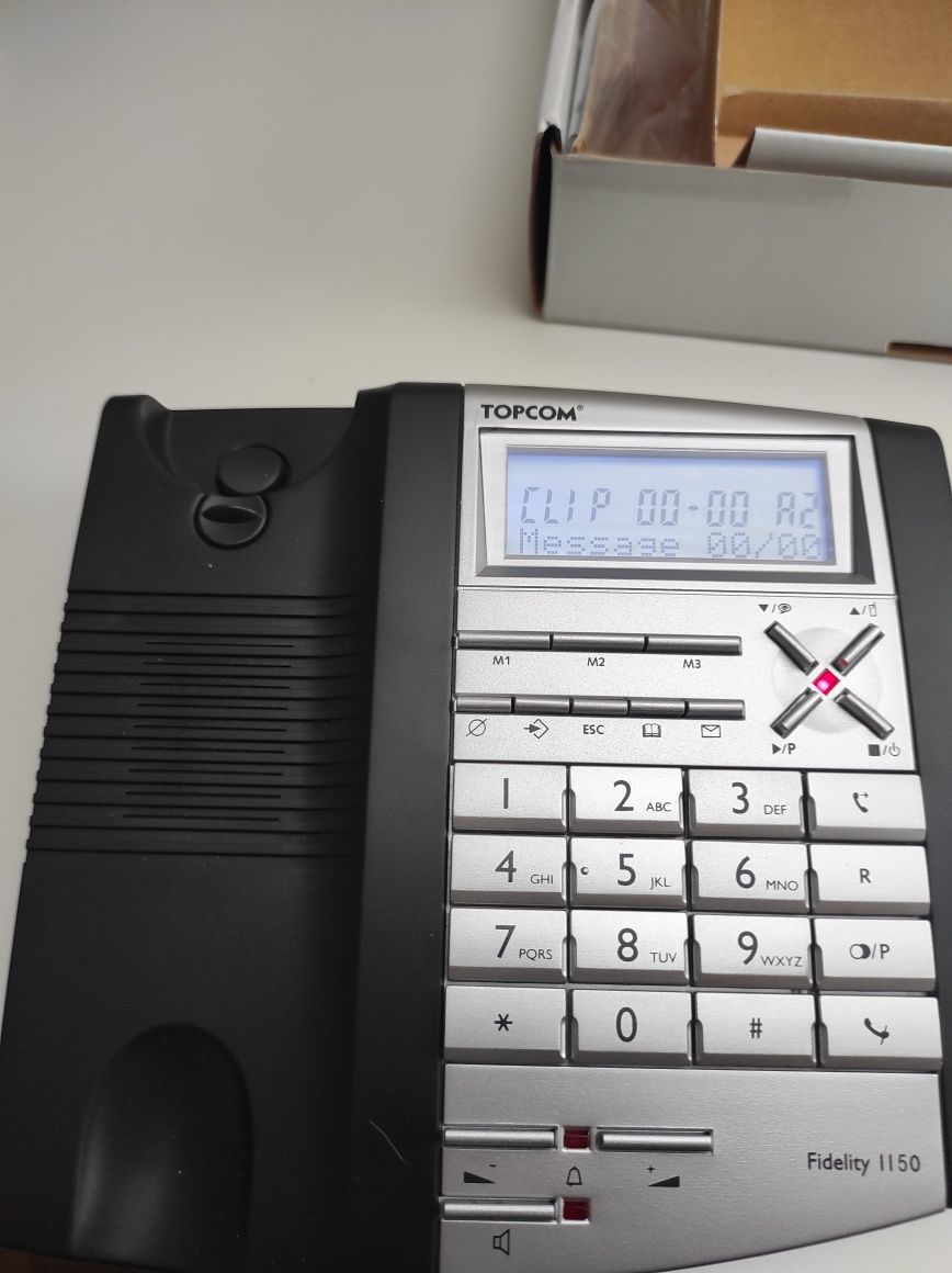 Nowy telefon stacjonarny Topcom