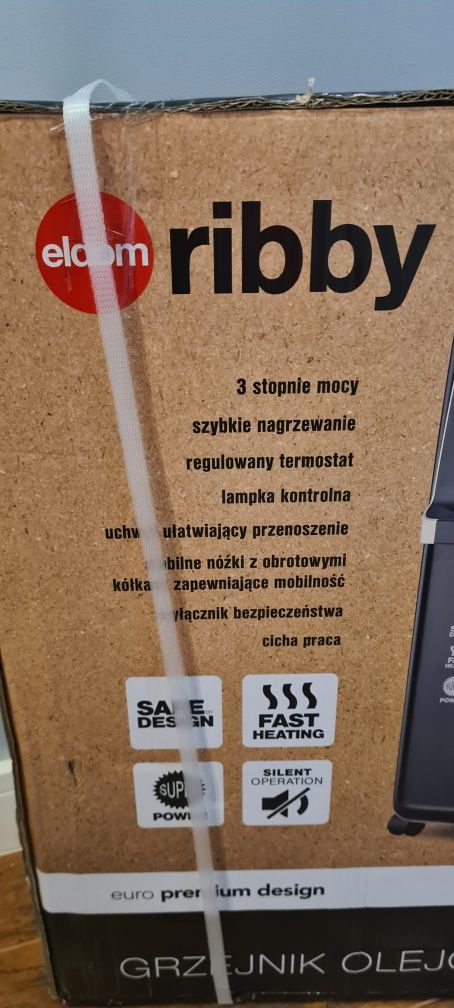 Grzejnik elektryczny olejowy Eldom Ribby HO110C 2500 W czarny