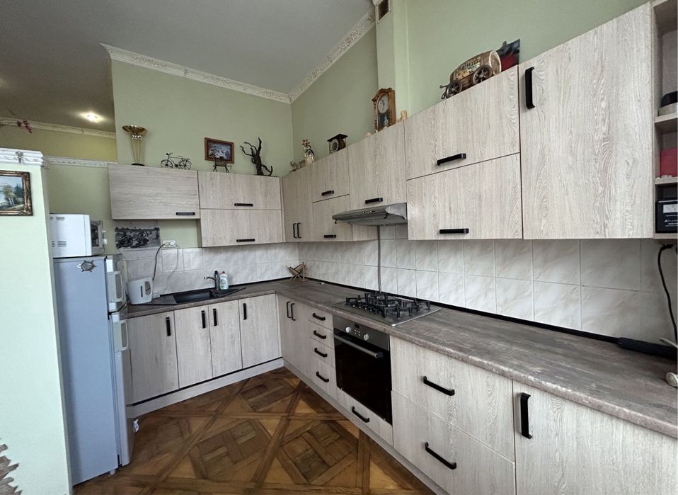 Оренда 2 кімнатна квартира в цетрі міста вул.Січових Стрільців