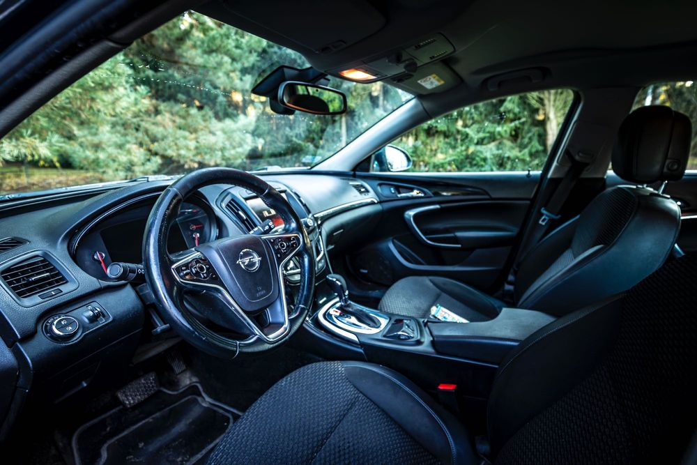 Opel Insignia Sport Tourer 2.0 BiTurbo | Automat
