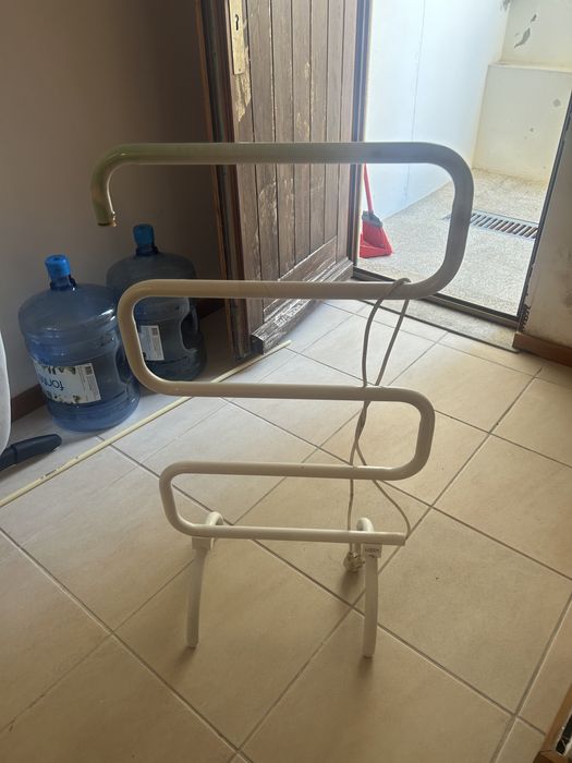 Toalheiro eléctrico