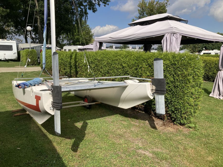 Katamaran TOPCAT F2 żaglówka