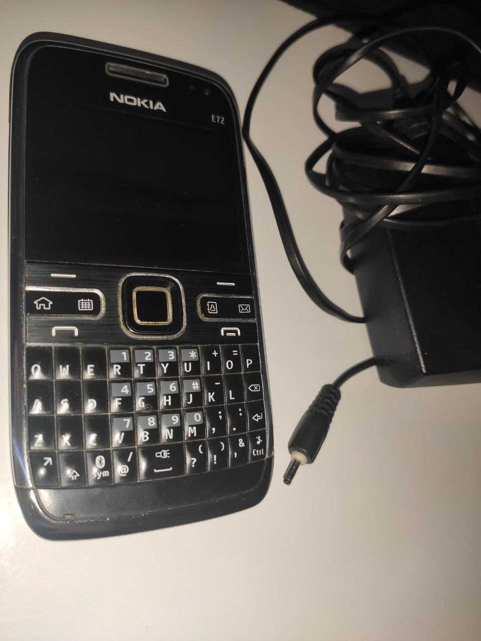 Nokia E72 [W pełni sprawny +  ładowarka]