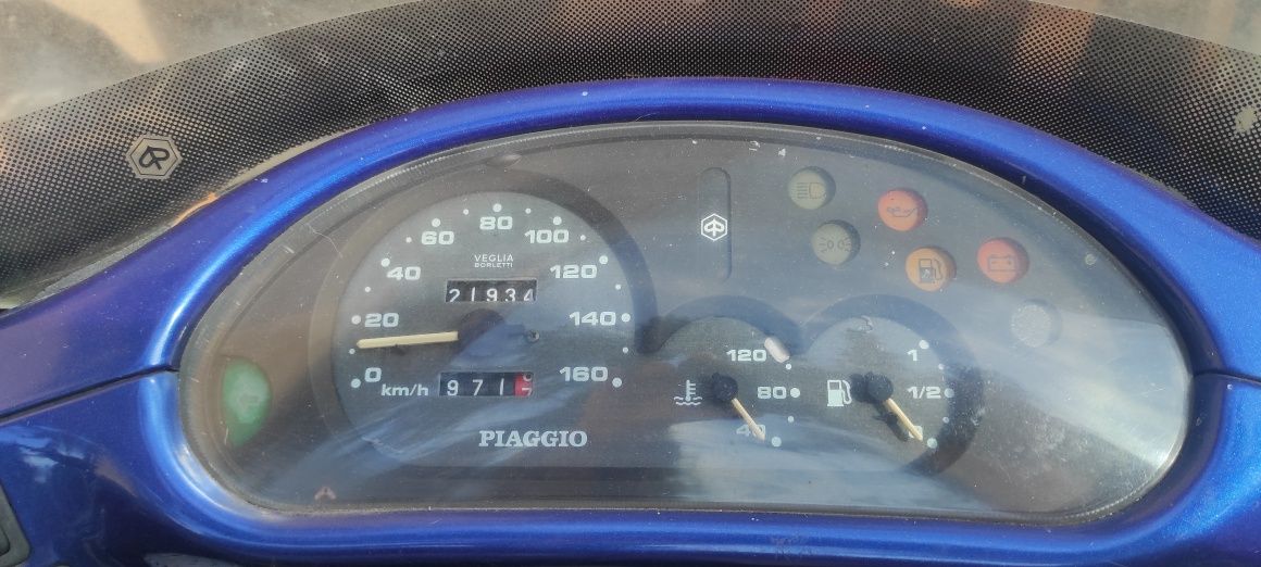 Skuter Piaggio Hexagon 125 cmm REZERWACJA