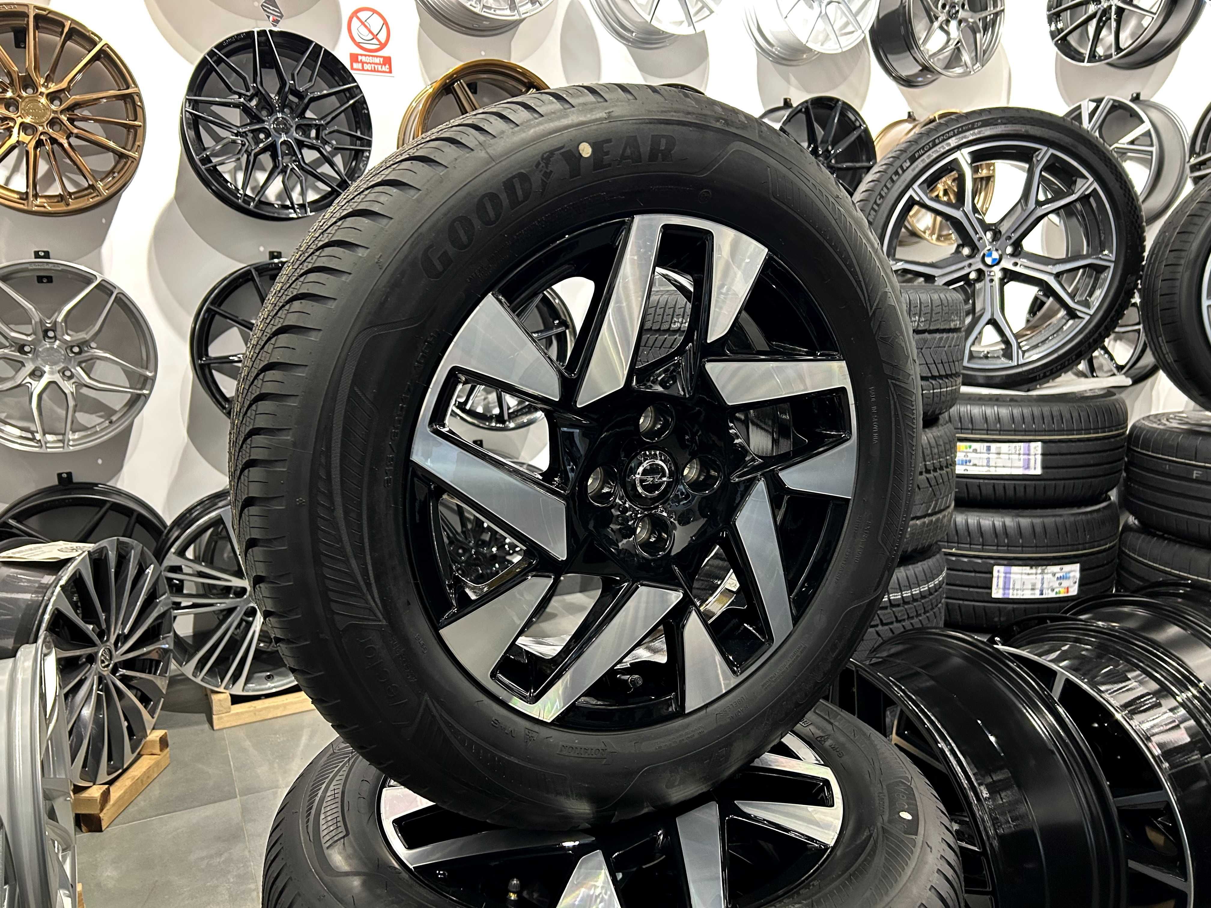 Oryginalne koła całoroczne 17 4x108 ET32 Opel MOKKA II Goodyear Vector