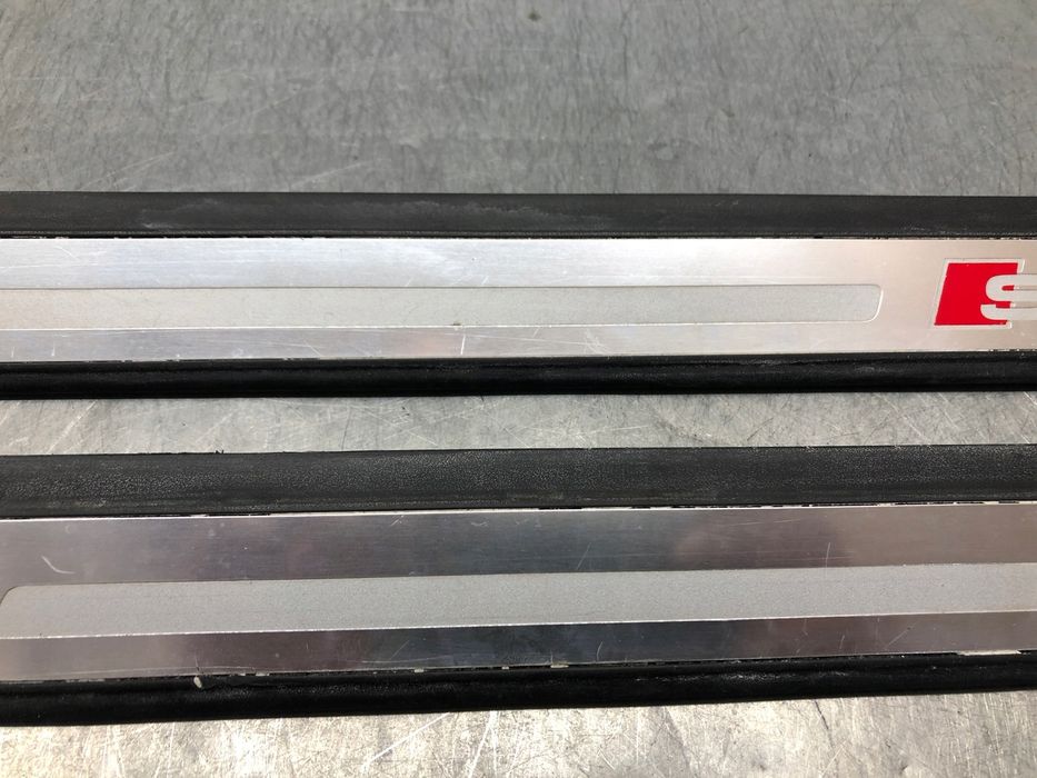 A4 B8 S Line nakładki Listwy Progowe Komplet