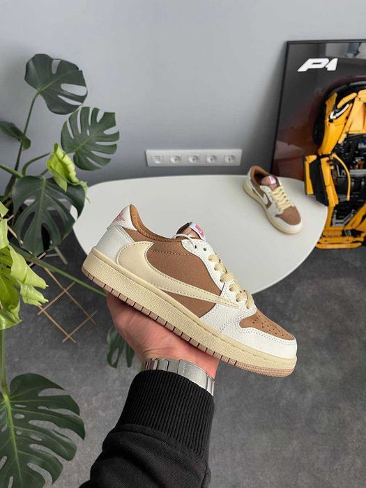 Кросівки Nike Air Jordan 1 Low OG SP Travis Scott Reverse premium