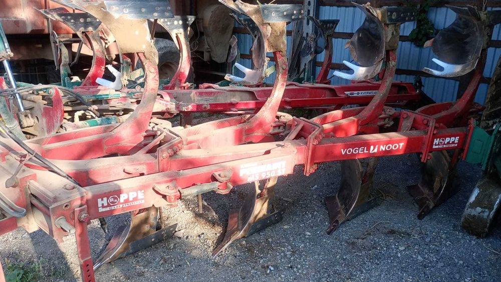 Sprzedam pług 4 skibowy obrotowy, wały ciężkie i przyczepę D47