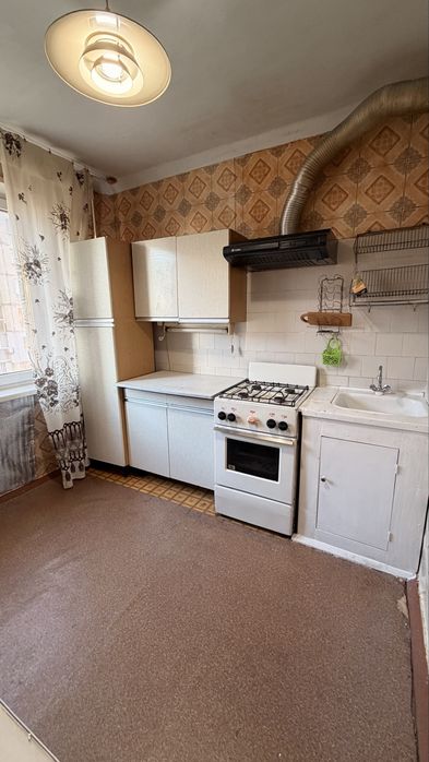 Оренда 2-кімнатної квартири біля скверу Феррекспо