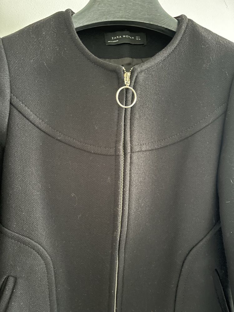 Casaco Zara com gola de pêlo