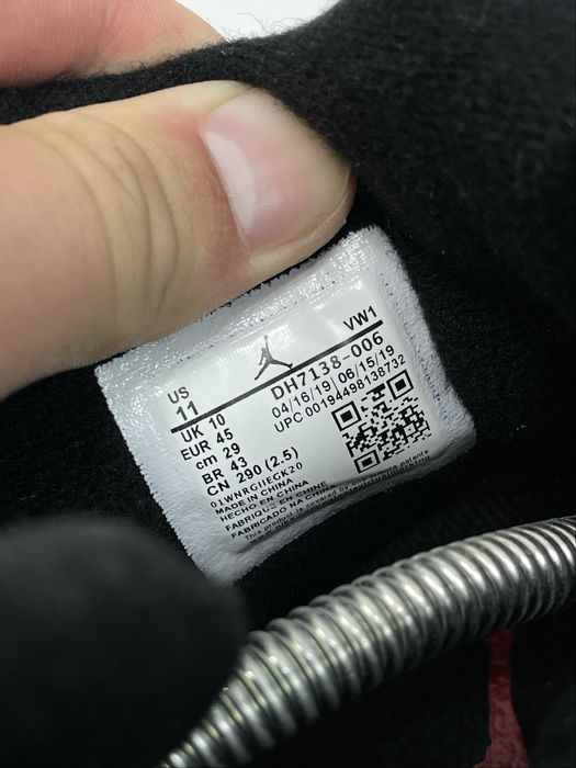 Nike Air Jordan Retro 4 SE “Black Canvas”