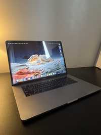 Ноутбук Apple MacBook Pro 15 2016 256gb RadeonPro450