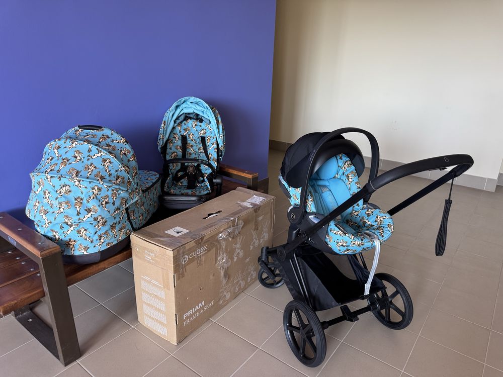 Cybex 3 в 1 priam by jeremy scott cherubs blue