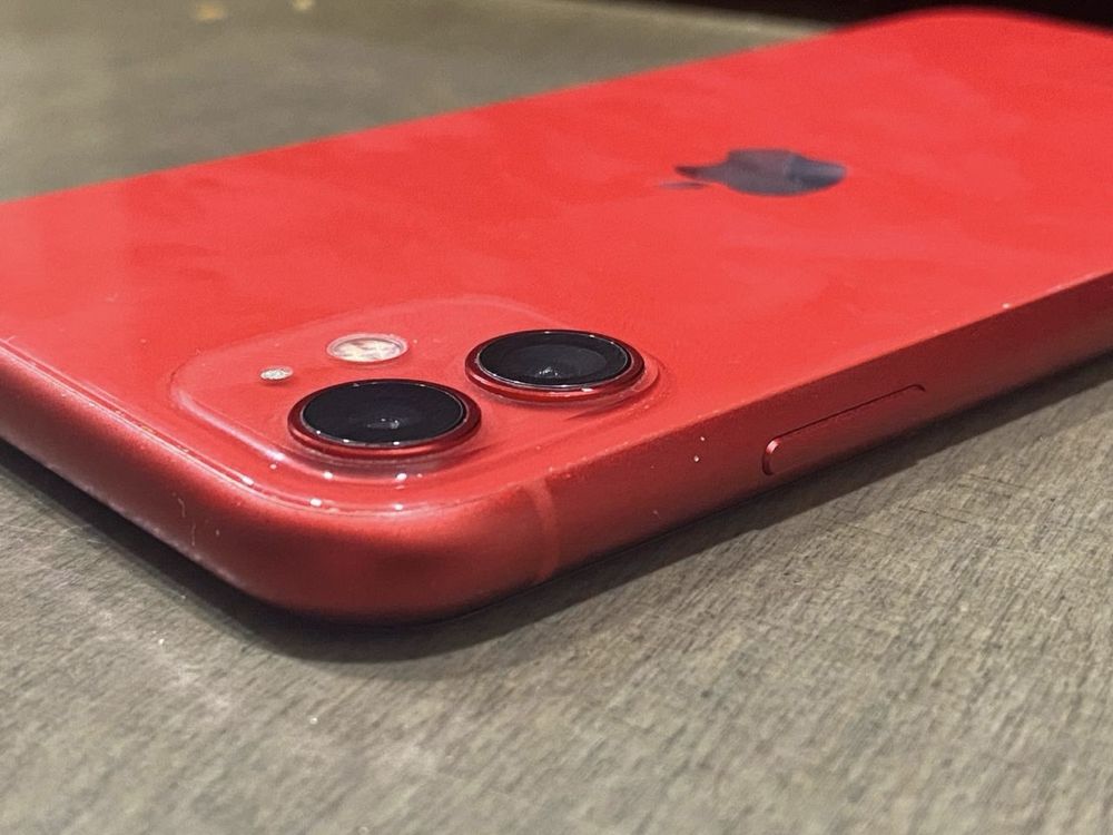 iPhone 11 64 gb product red
