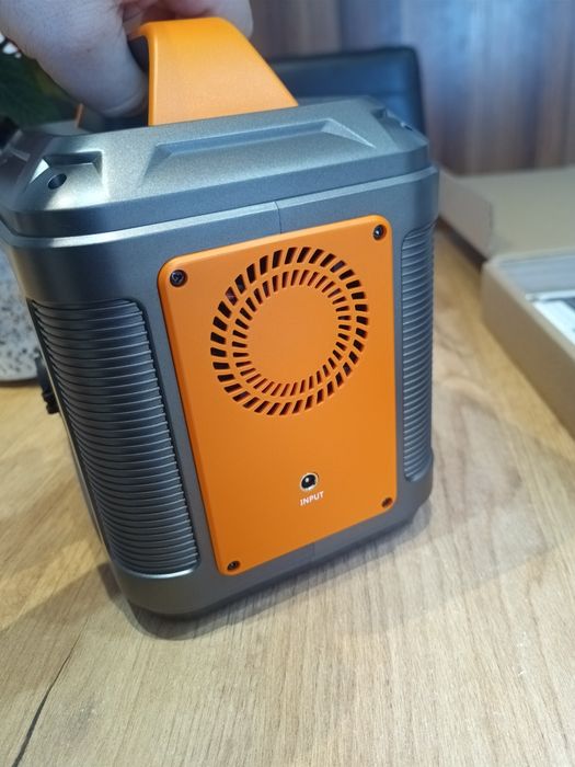 Power bank 600W elektrownia przenośna