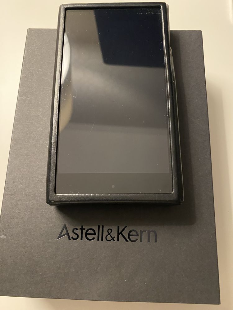 Hi-End плеєр Astell&Kern SE100
