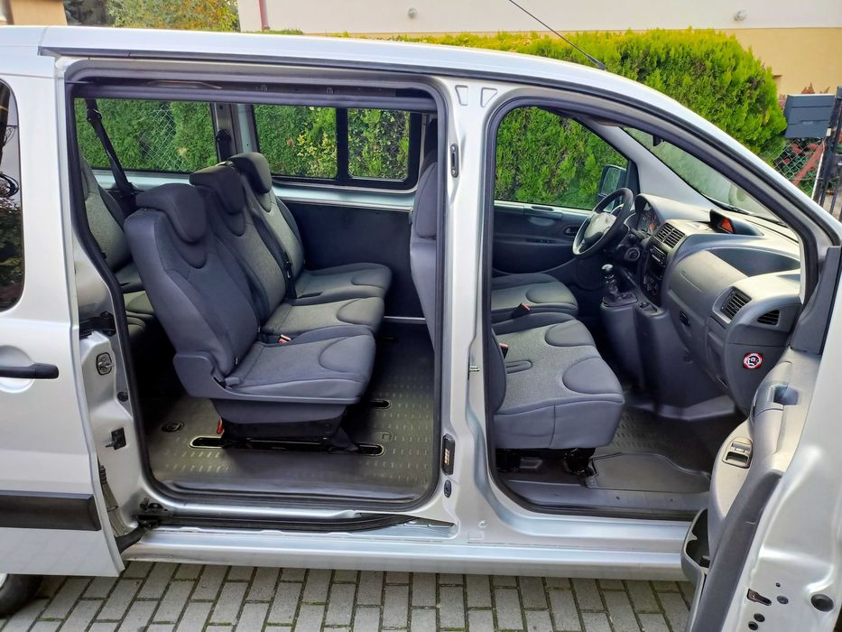 Ideał Peugeot Expert Lift 2014r 2.0 HDI 9 osobowy Long/Długi Oryginał