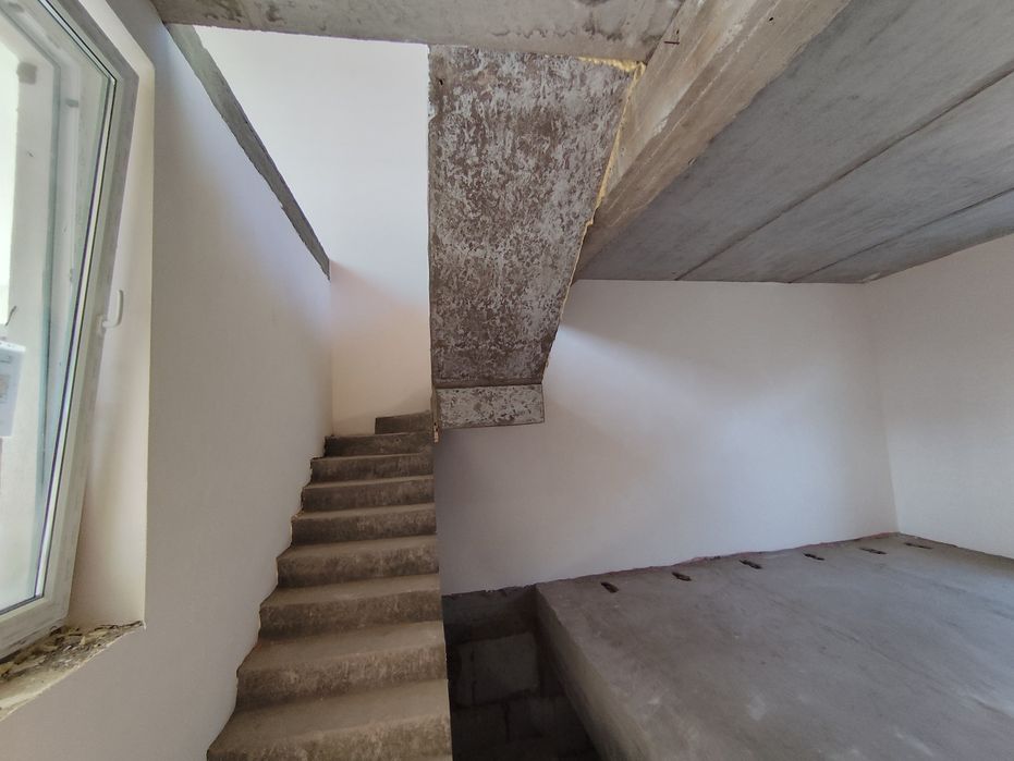 Дуплекс/Дом/Костанди/Таунхаус/411 Батарея/Киевский район