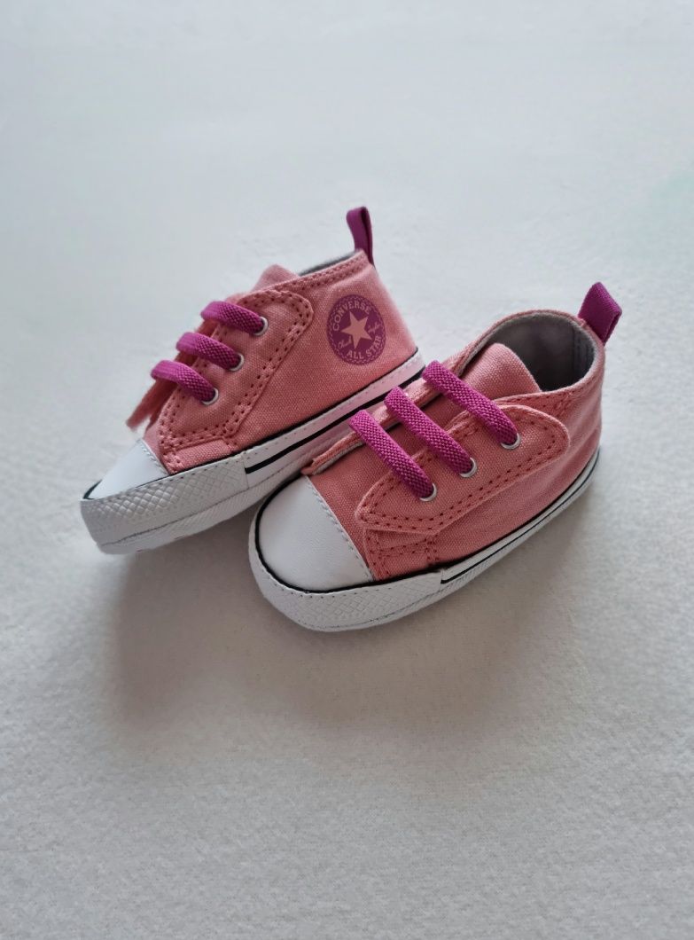 Różowe niechodki Converse 19