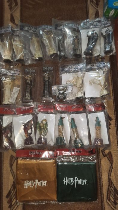 Шахматы по 70грн и Драконы Гарри Поттер конь офицер тура мешочки