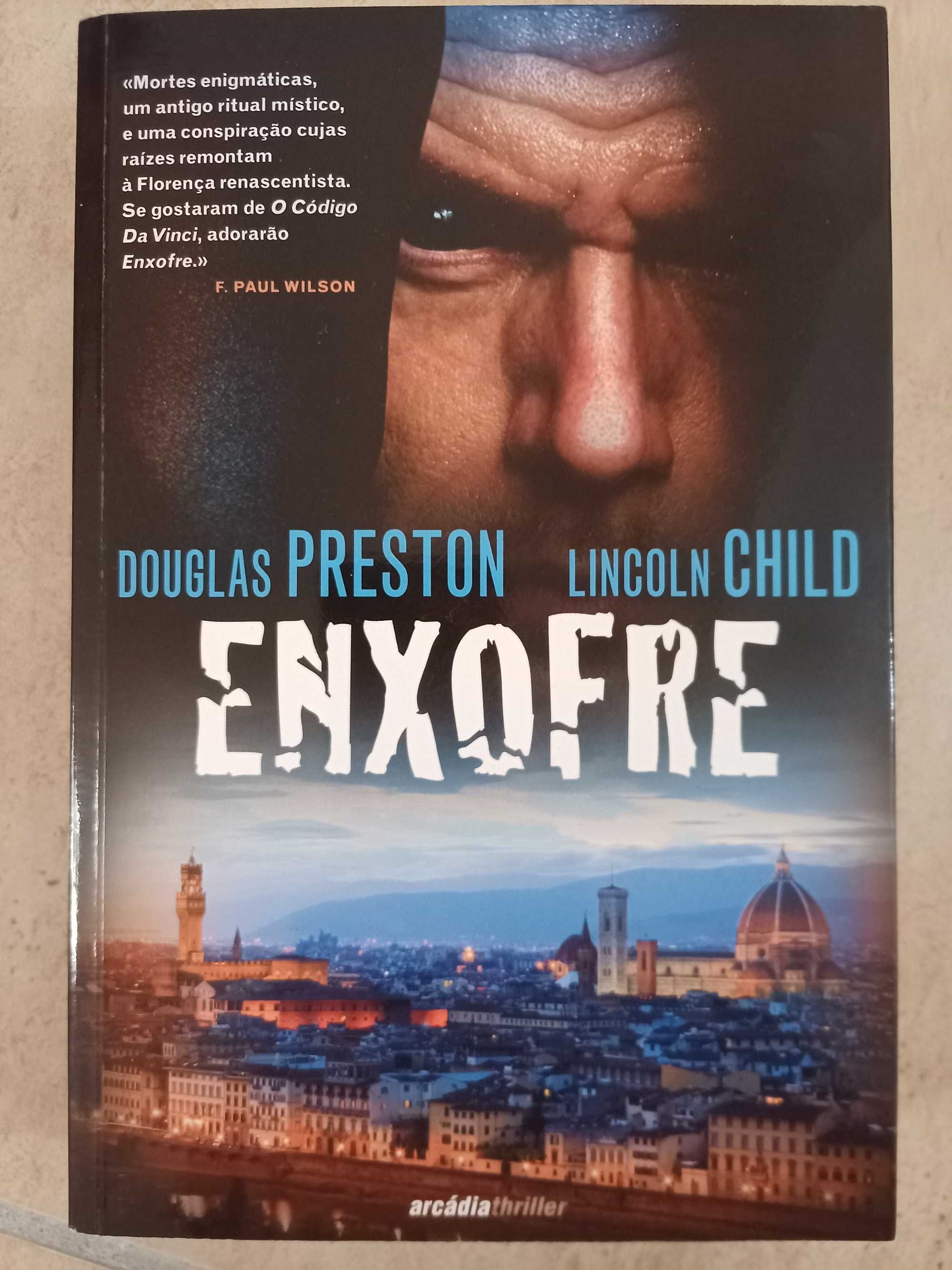 Enxofre, Lincoln Child e Douglas Preston