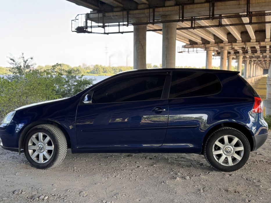 Продам Гольф 5 в отличном состоянии