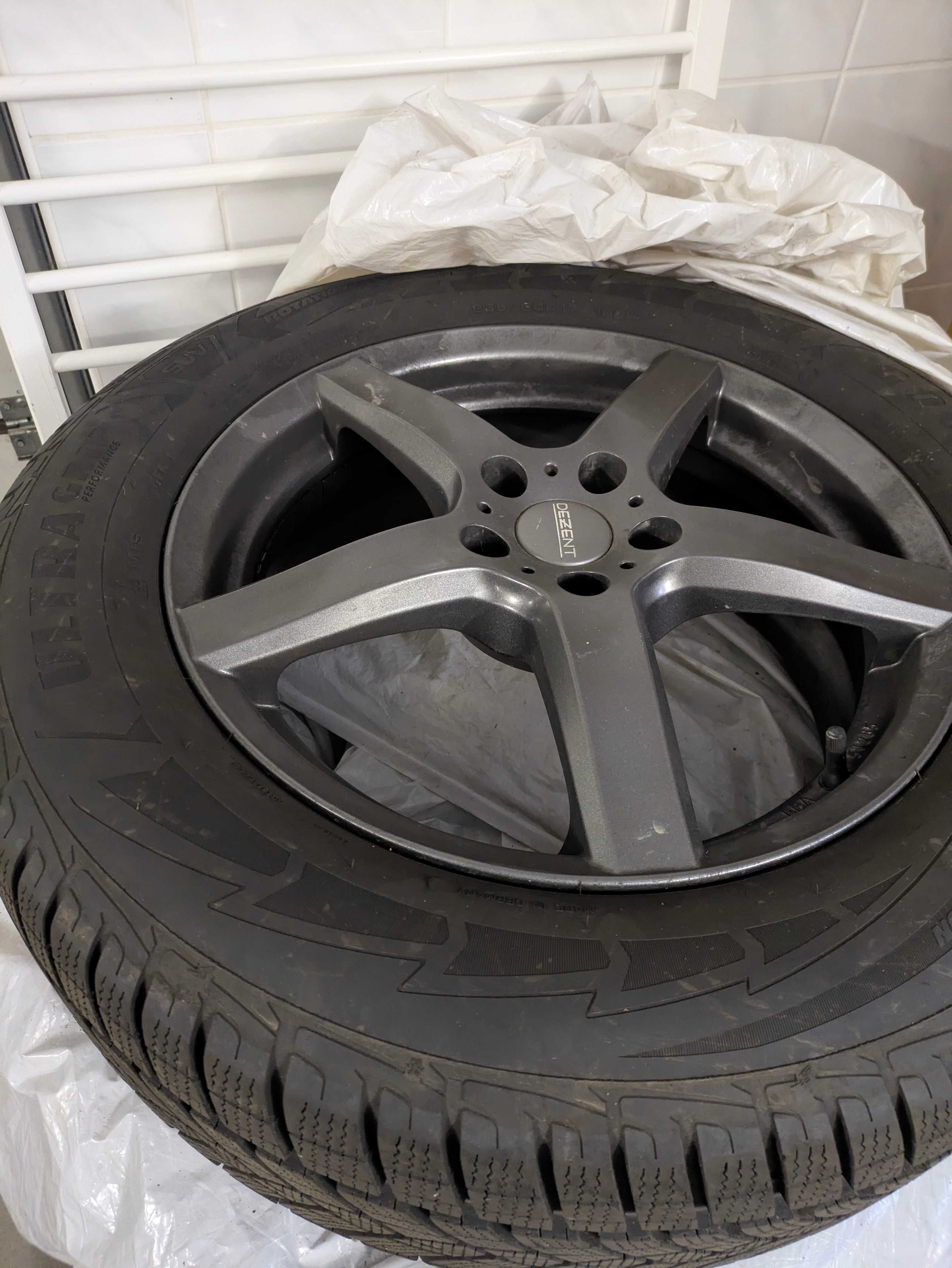Goodyear UG Performance SUV G1 in excellent shape