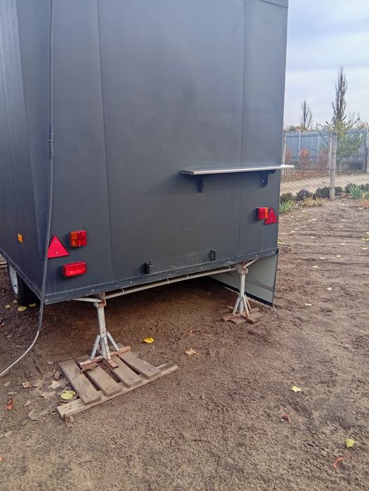 Продам торговий причіп