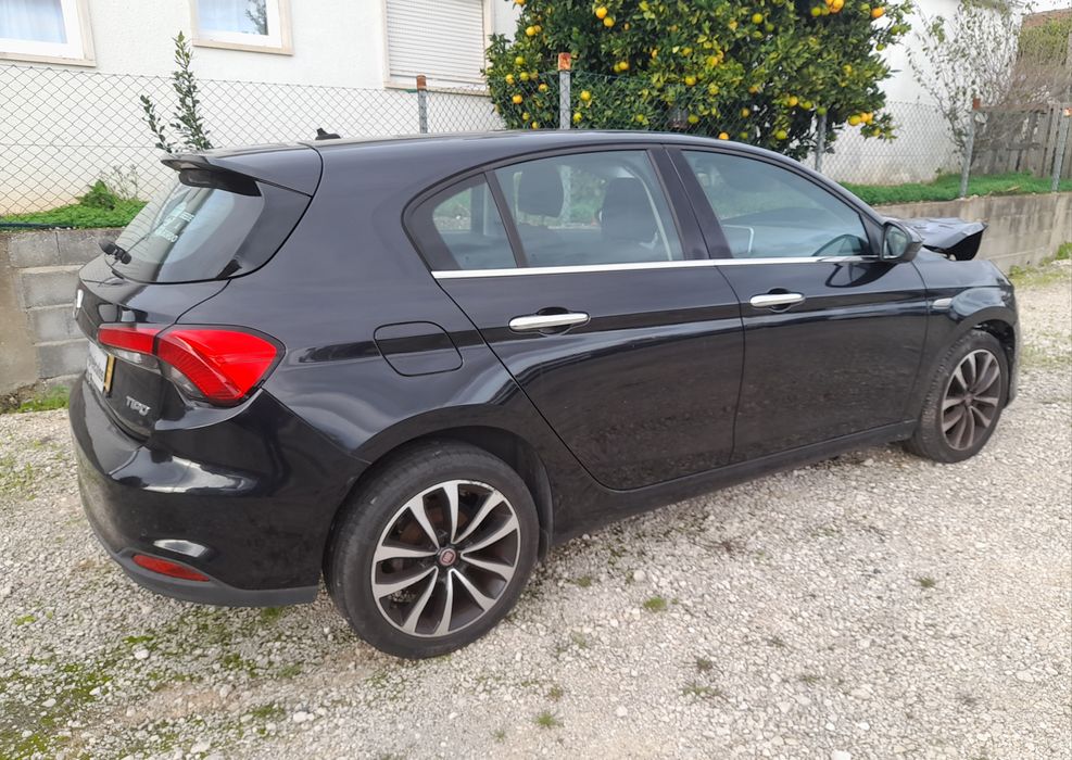 Fiat Tipo 1.6 M-Jet Lounge JLL