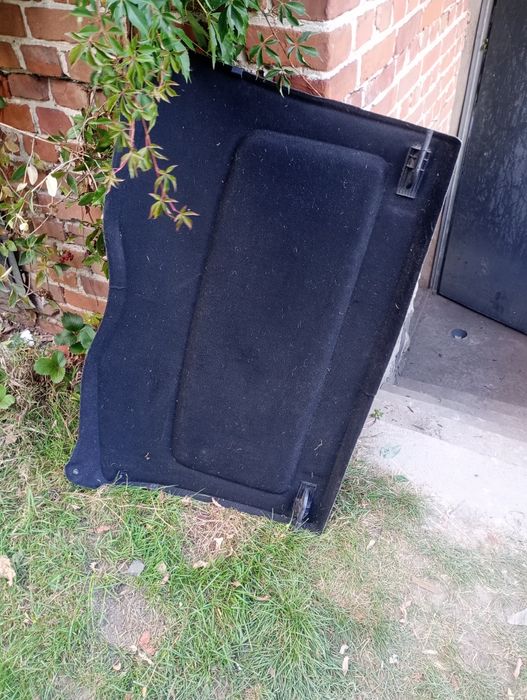 Półka bagażnika Forda Focus mk2