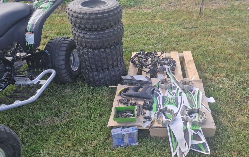 Kawasaki KFX QUAD Kawasaki KFX 400 SWAP ER6 ,mt07, ltz suzuki