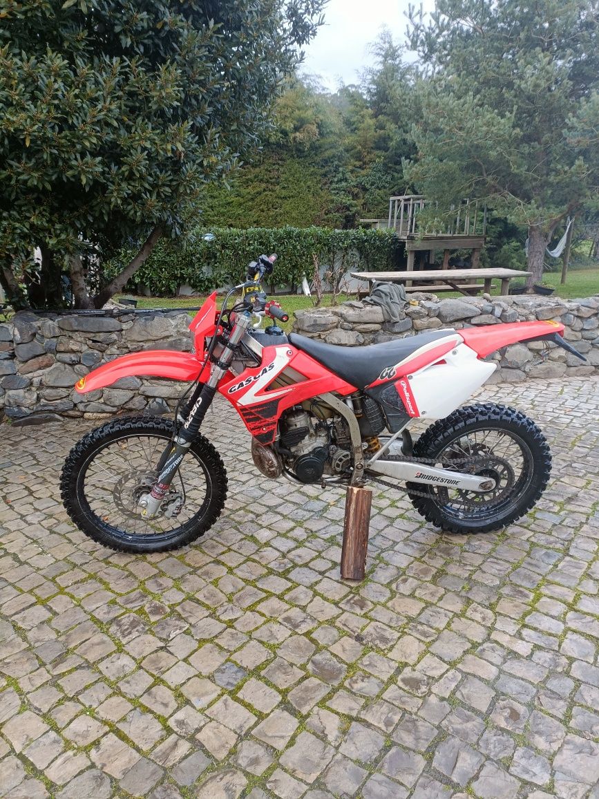 Vendo gasgas 250