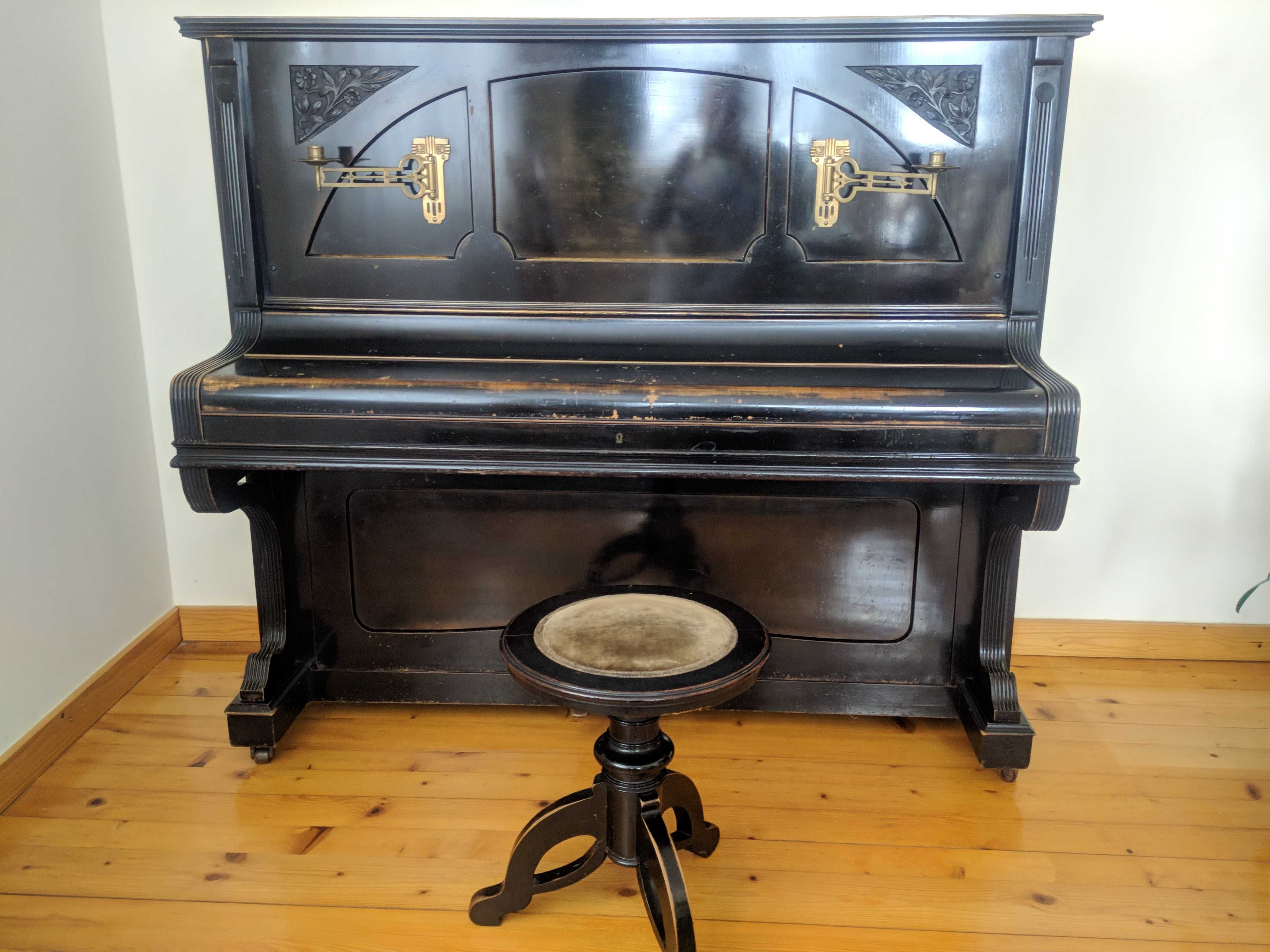 Pianino Forster 1902r wys 132cm