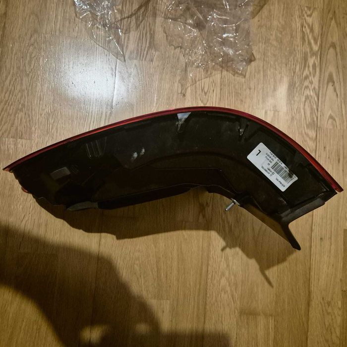 Farolim traseiro esquerdo, exterior, LED MERCEDES W212 Classe E