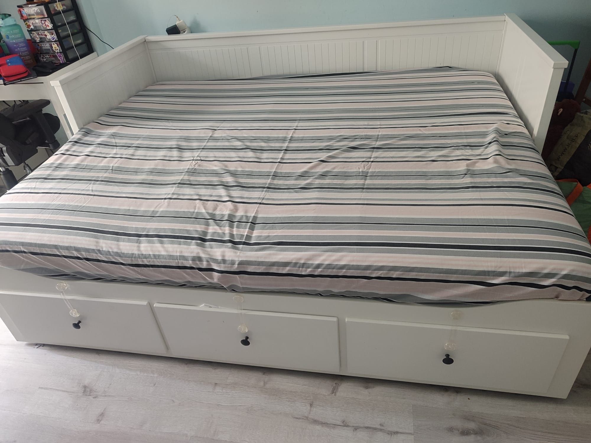 Cama hemmes ikea como nova