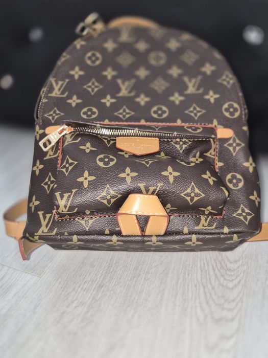 Louis Vuitton nowy sredni elegancki logowany plecak