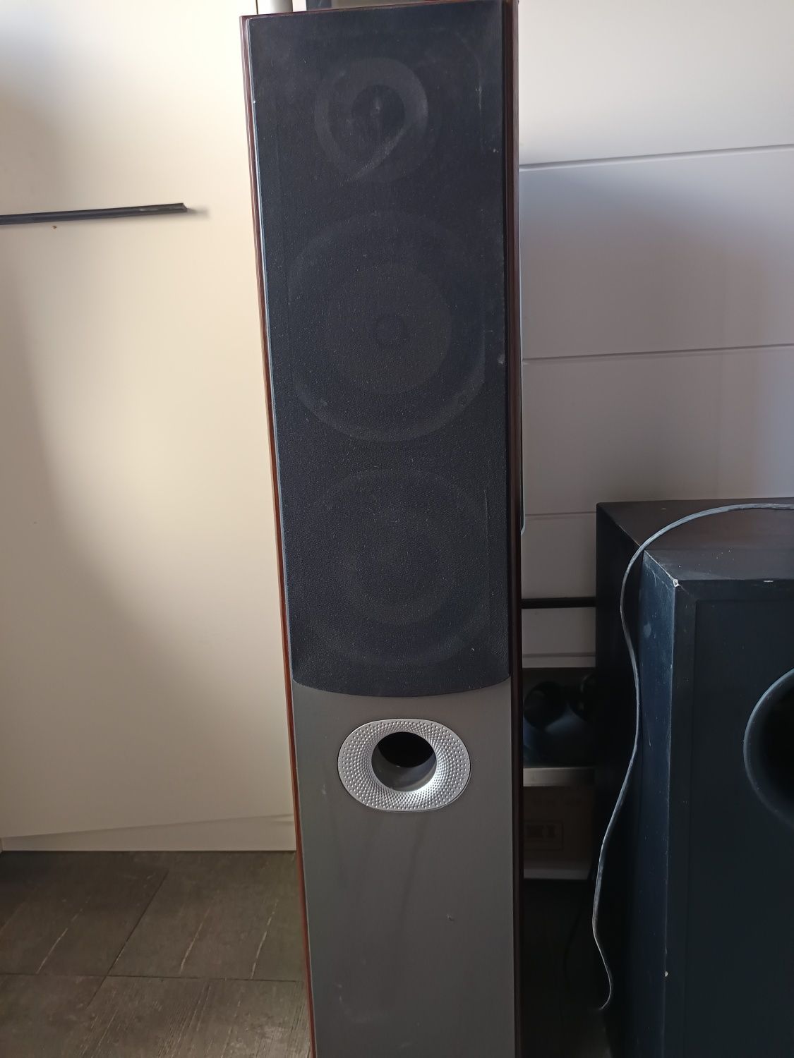 Subwoofer plus 2 kolumny