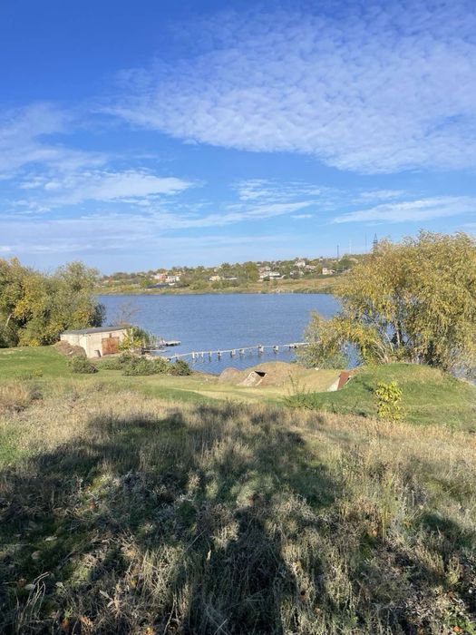 Продам участок замли с домом у реки,с.Чкаловка,Лозоватка