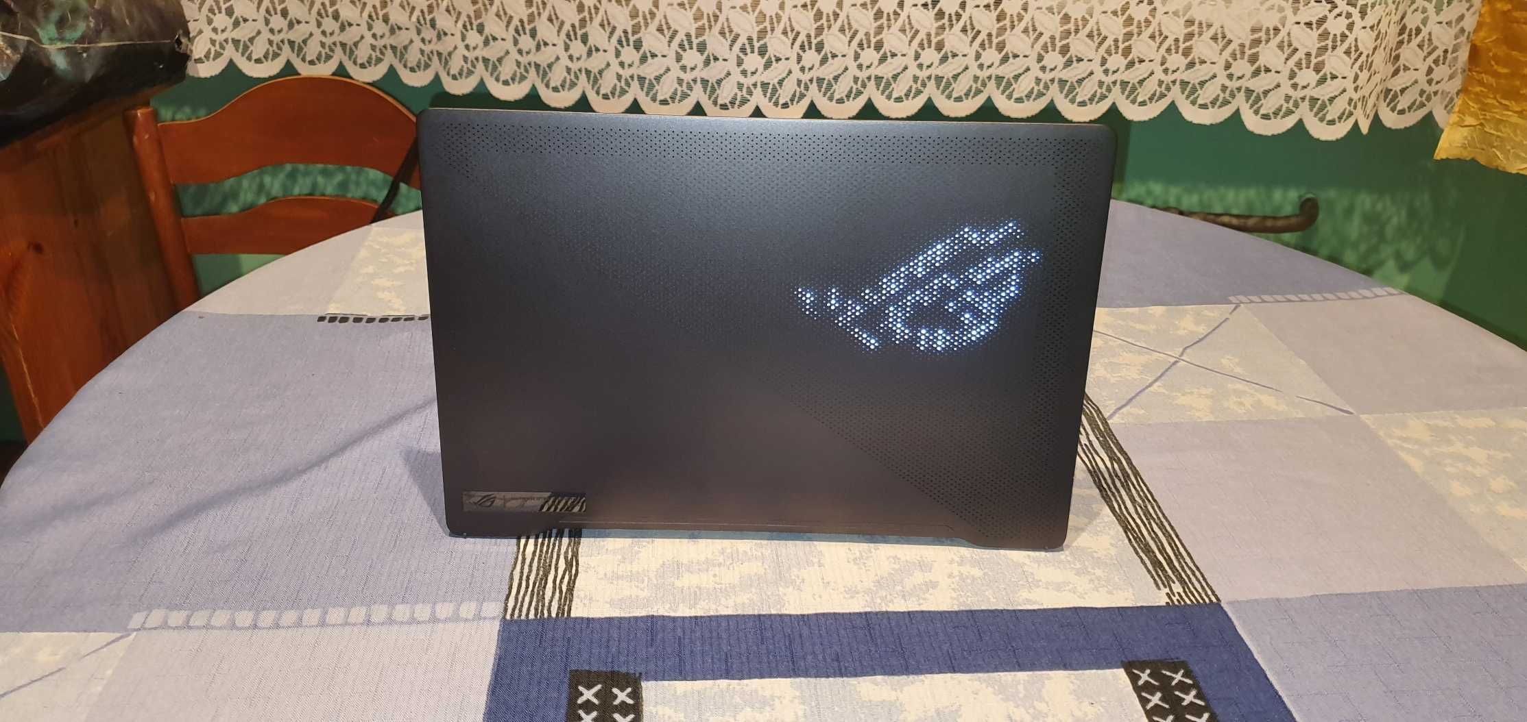 Laptop Asus ROG Zephyrus G14 14" AMD Ryzen 7 16 GB / 512 GB szary