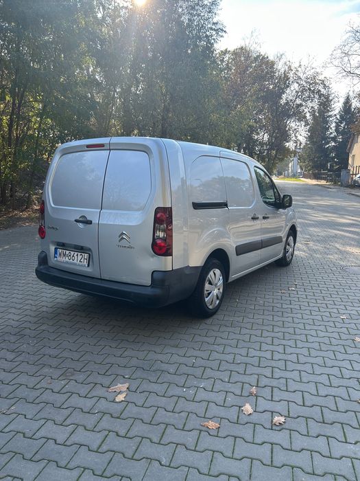 Berlingo 2016, 3 osobowy, nowe sprzęgło, rozrząd i zawieszenie!