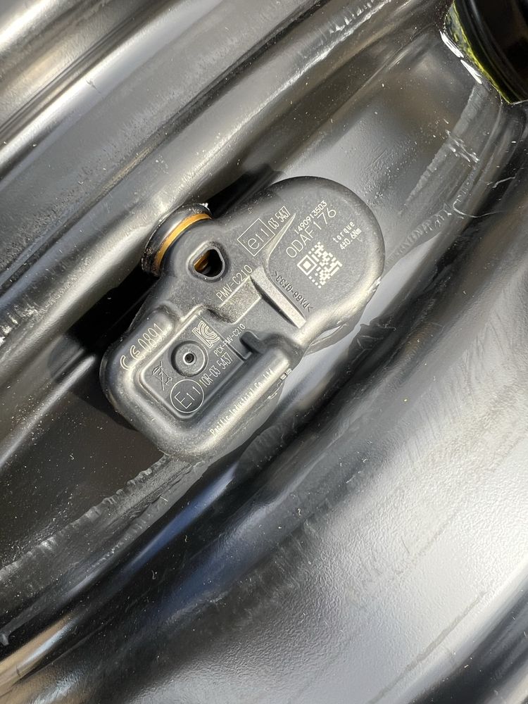 4xfelga stalowa 15” TOYOTA (5x114,3 ET39) z TPMS - demo