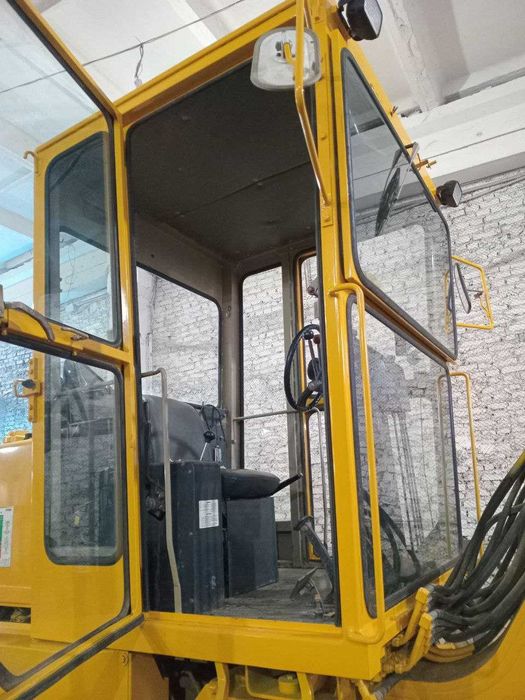 Автогрейдер VOLVO G 990